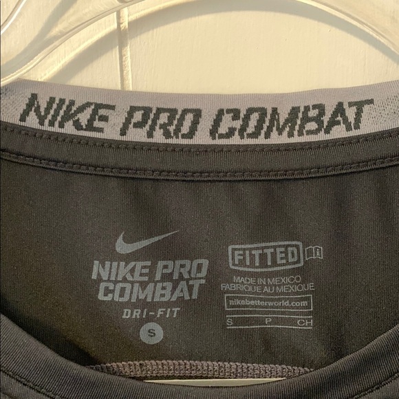 Nike Pro Combat Dri-Fit Black Long Sleeve Shirt Size Small - Picture 3 of 8